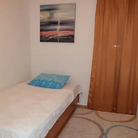 Cool Apartment Split