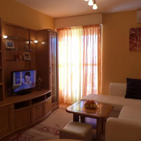 Cool Apartment *