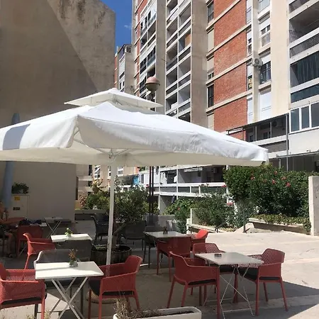 Cool Apartment Split